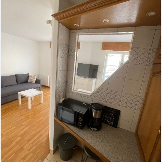  Annonces BLANC MESNIL : Apartment | CHARENTON-LE-PONT (94220) | 27 m2 | 1 050 € 