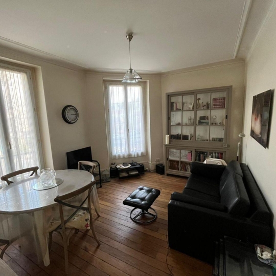 Annonces BLANC MESNIL : Appartement | CHARENTON-LE-PONT (94220) | 50.00m2 | 435 000 € 