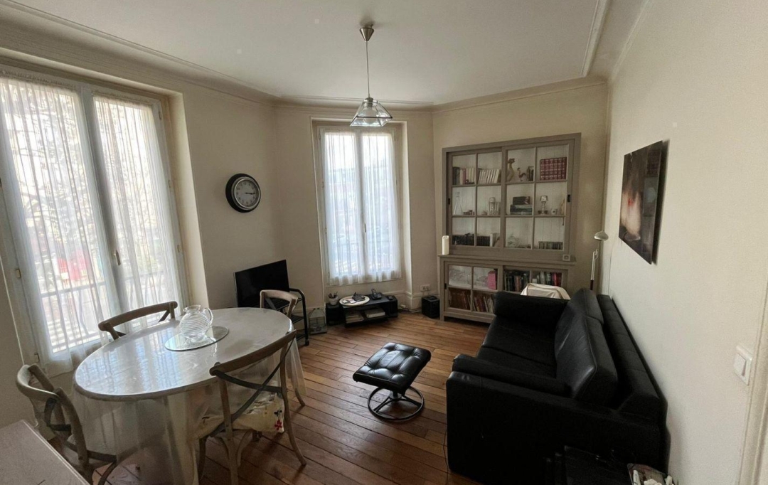 Annonces BLANC MESNIL : Appartement | CHARENTON-LE-PONT (94220) | 50 m2 | 435 000 € 