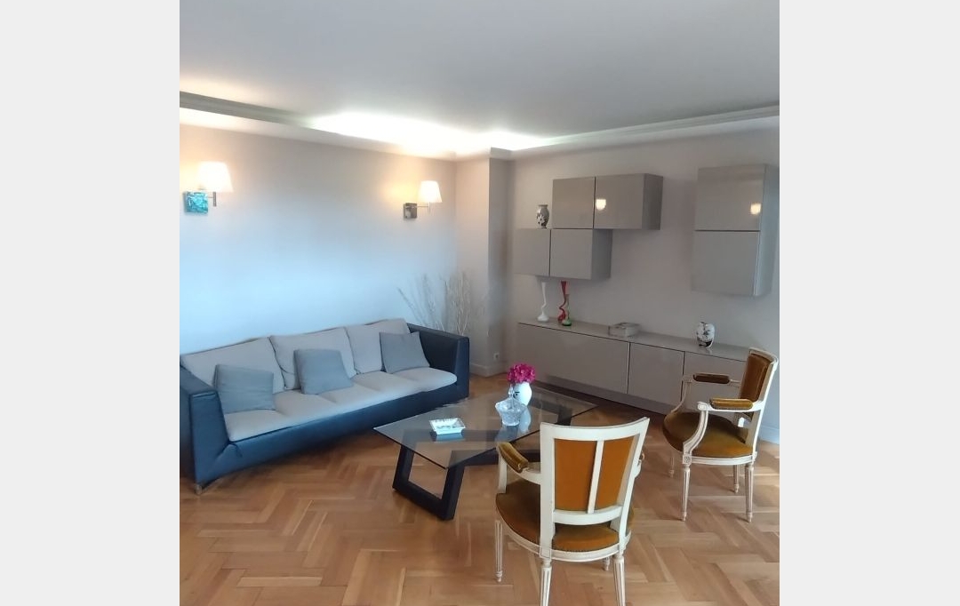 Annonces BLANC MESNIL : Appartement | CHARENTON-LE-PONT (94220) | 67 m2 | 470 000 € 