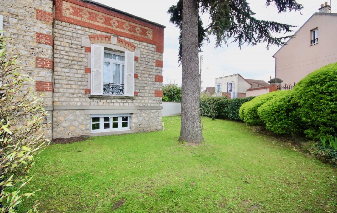 Annonces BLANC MESNIL : Maison / Villa | MONTMAGNY (95360) | 262 m2 | 832 000 € 